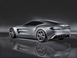 Снимка на Aston Martin One-77 back