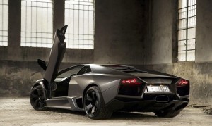 Снимка на Lamborghini Reventon back